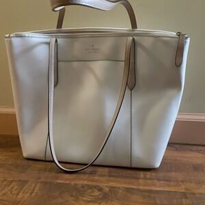 Kate Spade bag. White. Used only a few times. Great condition.